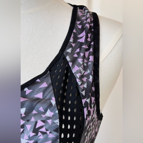 EVCR Workout Racerback A-Line Tank Size Medium - Picture 2 of 10